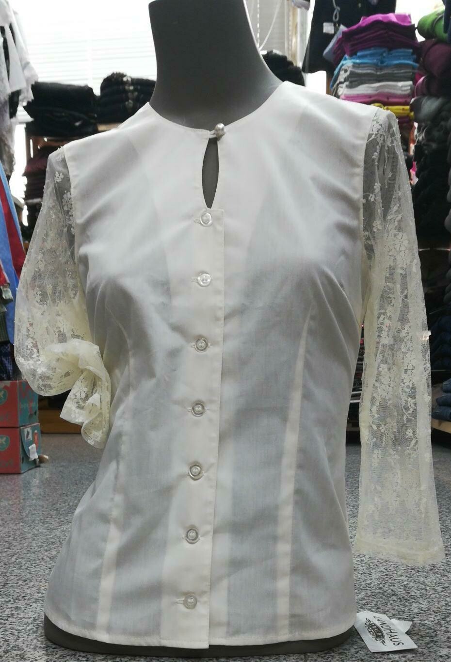 Amelie 40,42 € 49,00