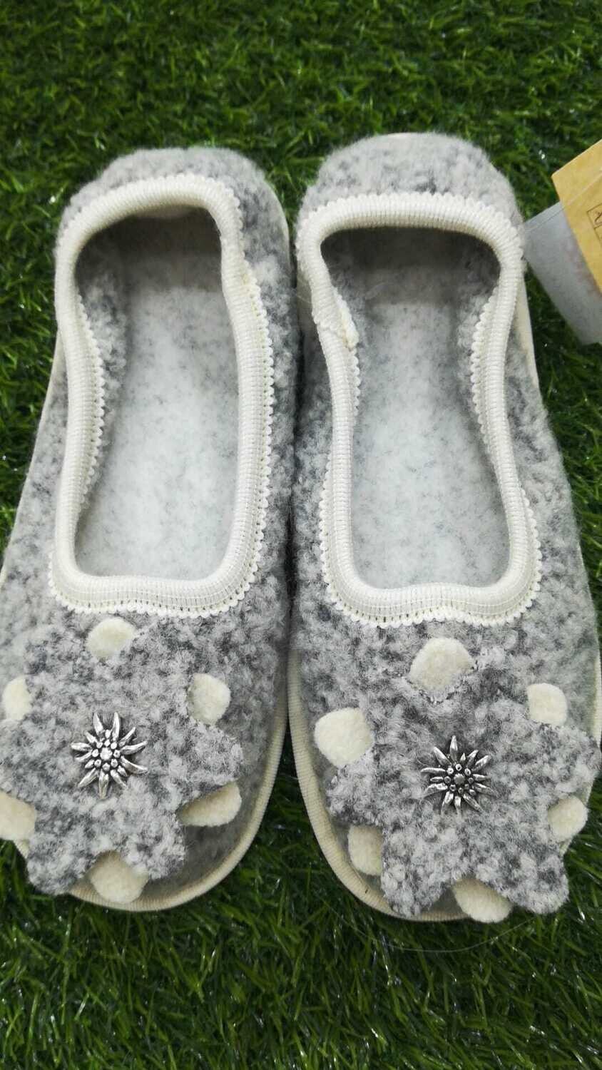 Flauschi 41 € 44,00