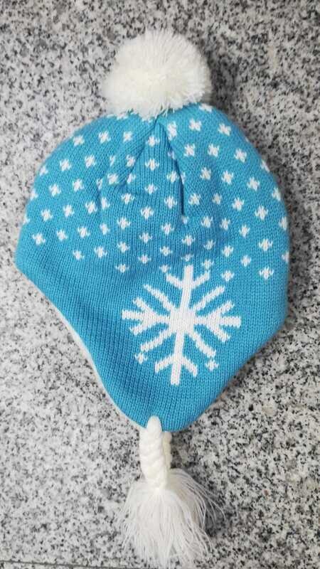 Cuffia 6-12 m € 10,00