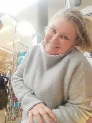Pulli Nicoletta light grey XS € 149,00