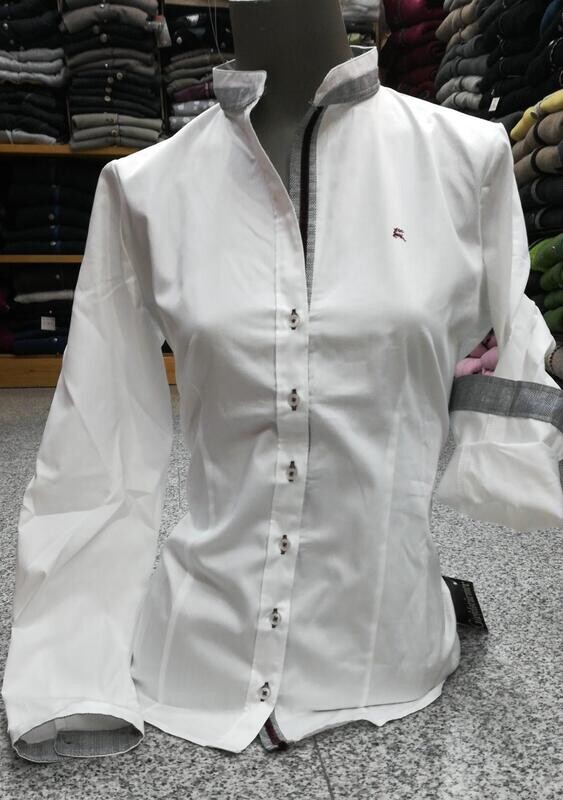Lucrezia € 69,00