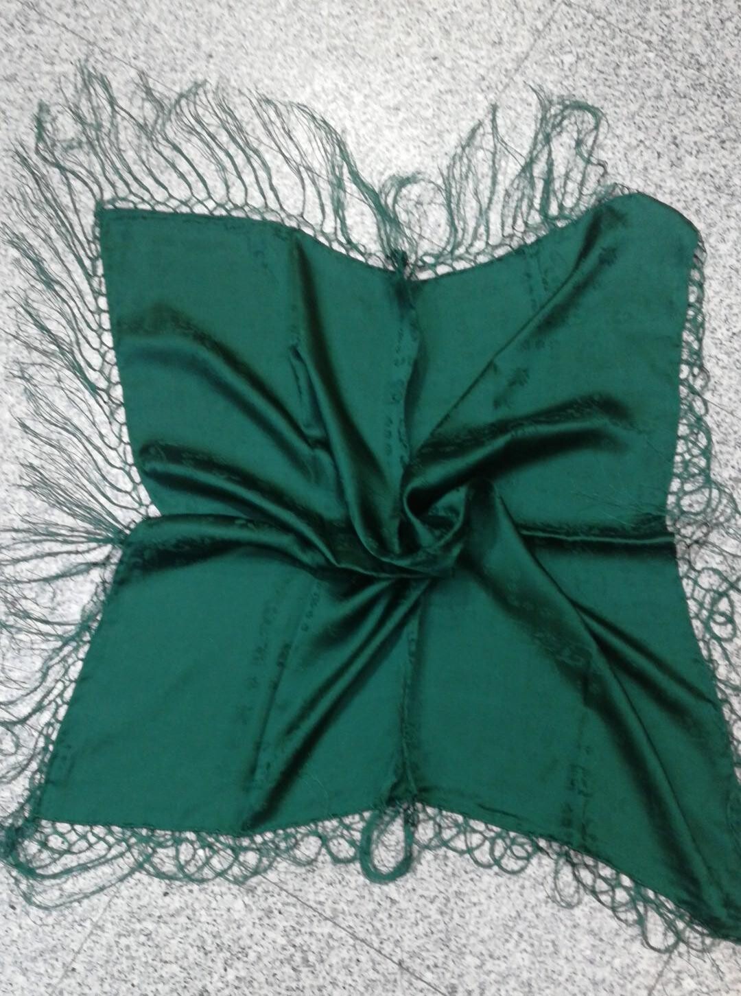 Fransentuch Seide € 59,00