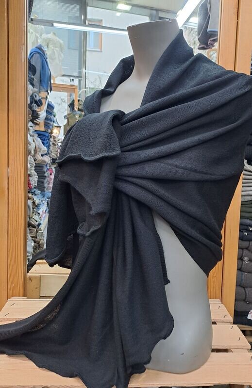 Stola € 79,00