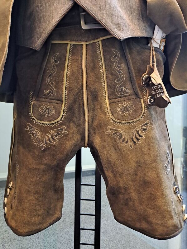 Lederhosen Bernd  € 179,00