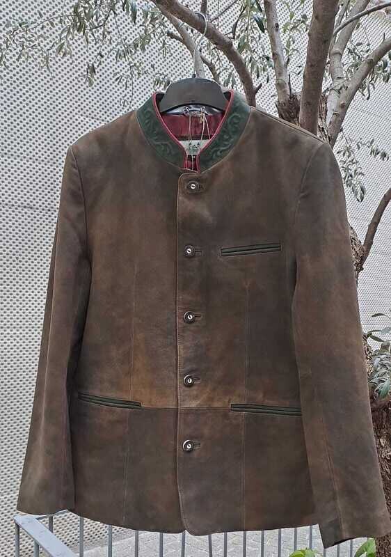 Giacca in pelle € 399,00