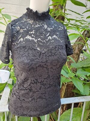 Zayla black € 49,00