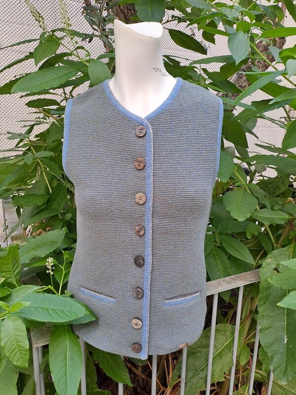 Gilet Hilli 44,46 €189,00