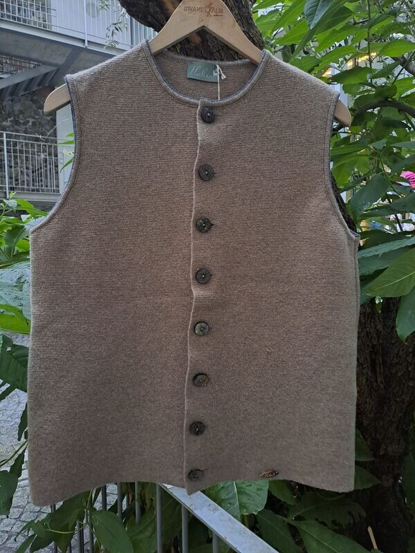 Gilet Fredi 48,52 € 149,00