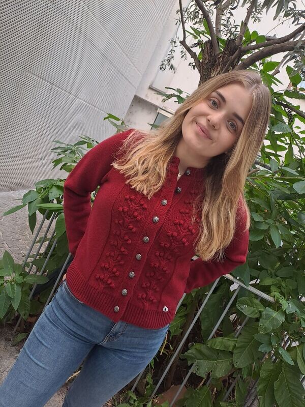 Holly S,XL, € 159,00