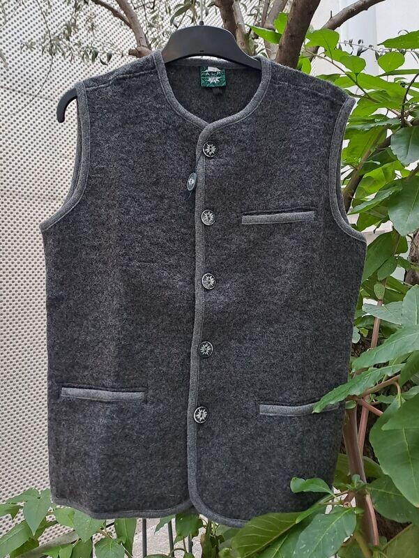 Alp grey gilet € 99,00