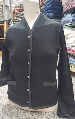 Felicitas 34,42 € 49,00
