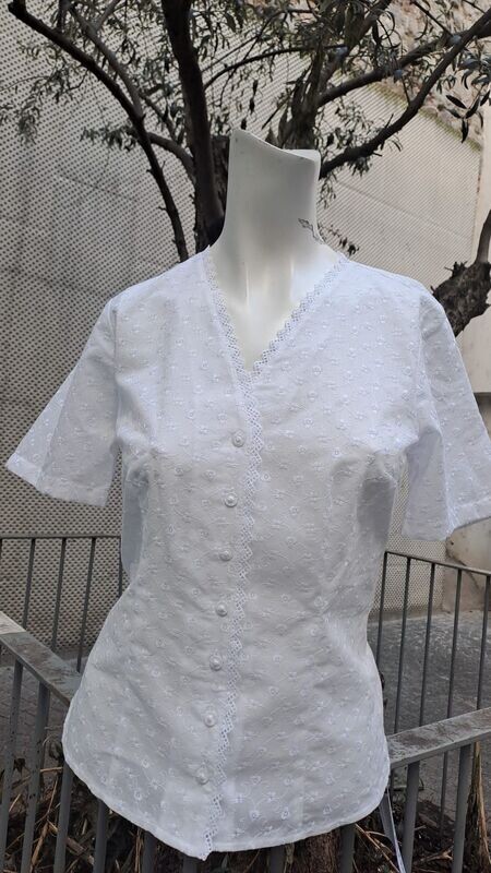 Landhaus blanc € 110,00
