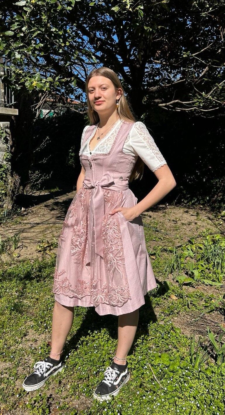 Dirndl Dana altrosa 36 € 199,00