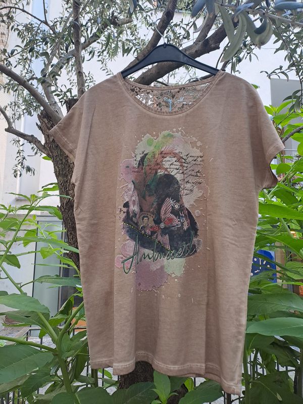 Tshirt Jamila S, M, 3XL € 39,90