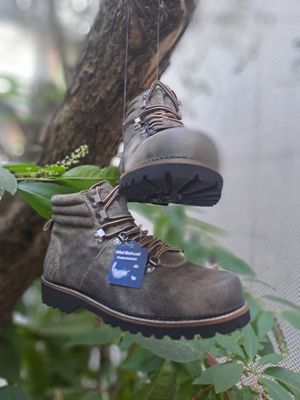 Rustikaler Bergschuh € 129,00