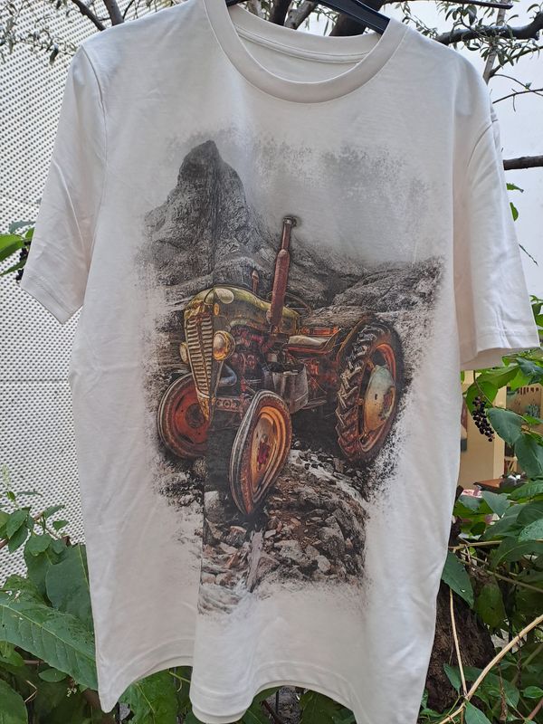 T-shirt trattore € 39,90