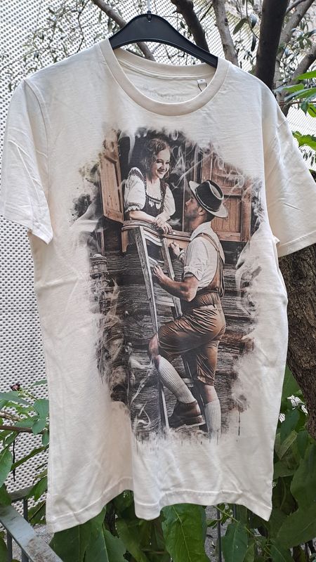 T-shirt nostalgica finestra M,L, XL,XXL € 39,90