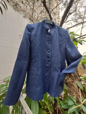 Bergweiss blazer € 99,00 Bergweiss blazer € 99,00