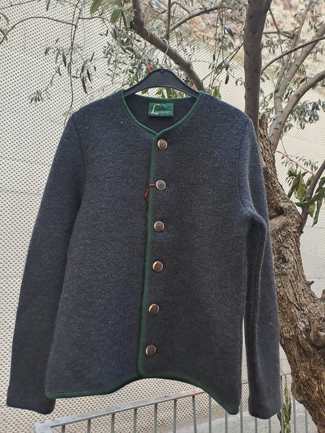 Sarner antra Tanne € 249,00