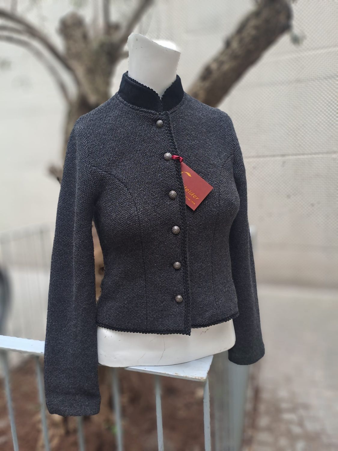 Litzlfelder Lussy antik grey € 349,00