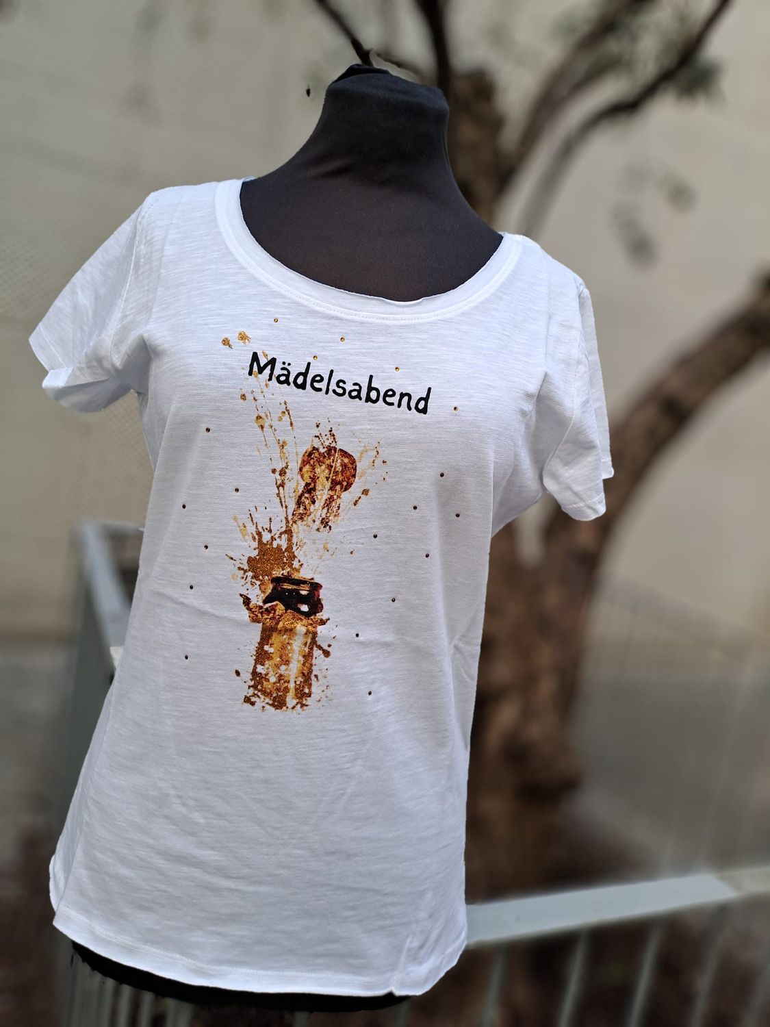 Mädelsabend t-shirt white € 39,90