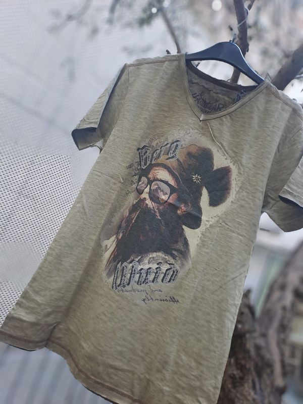 Beppi t-shirt  € 45,00