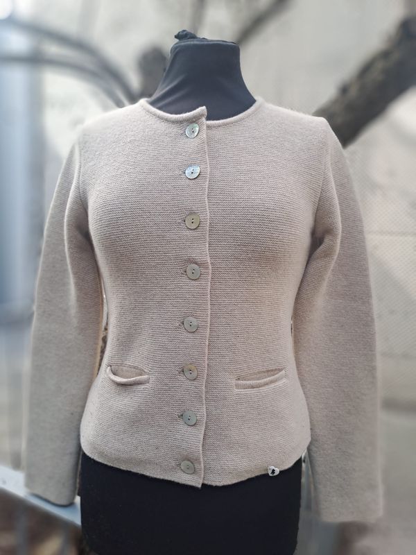 Elli beige € 189,00