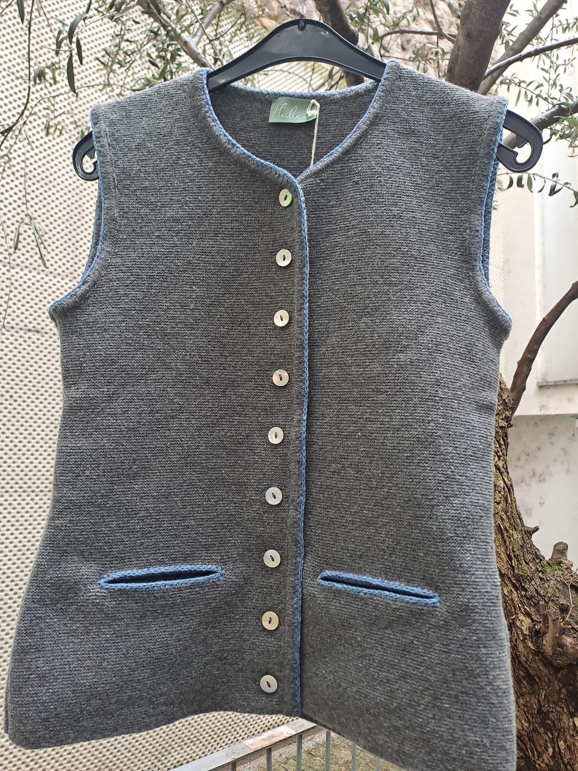 Freyi gilet   € 149,00