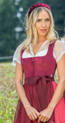 Dirndl Rehau € 199,00