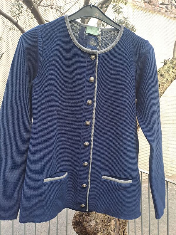 Monika marineblue  € 129,00