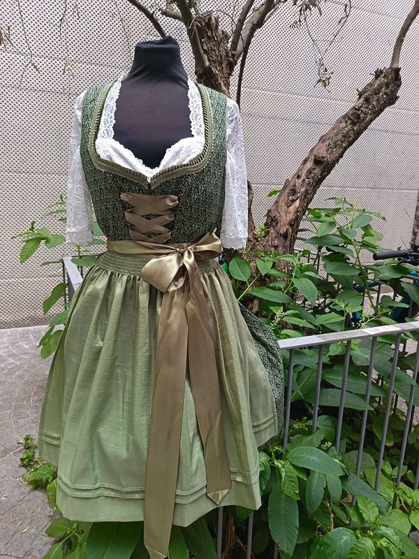 Linda €199,00