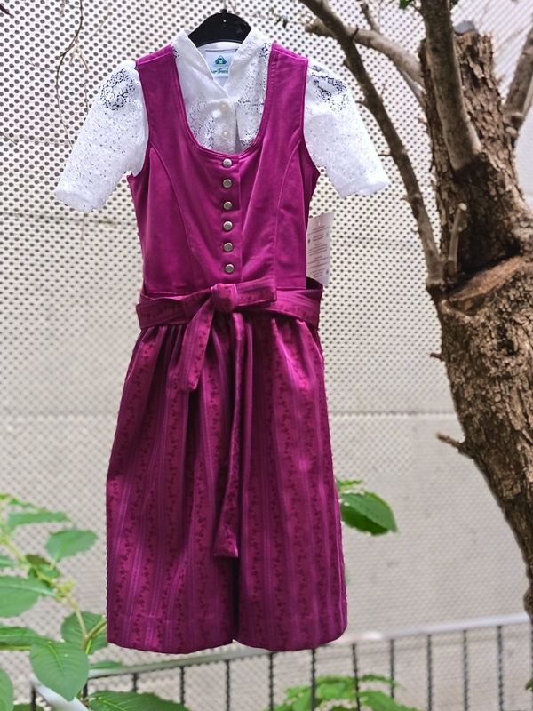 Pinkina € 149,00