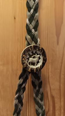 Cravattino € 59,00 Cravattino € 59,00