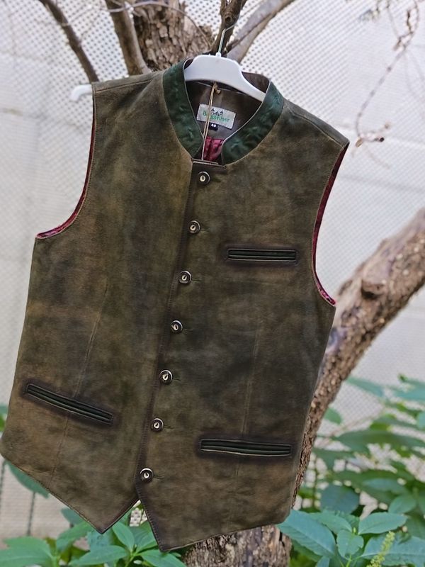 Gilet in pelle men € 239,00
