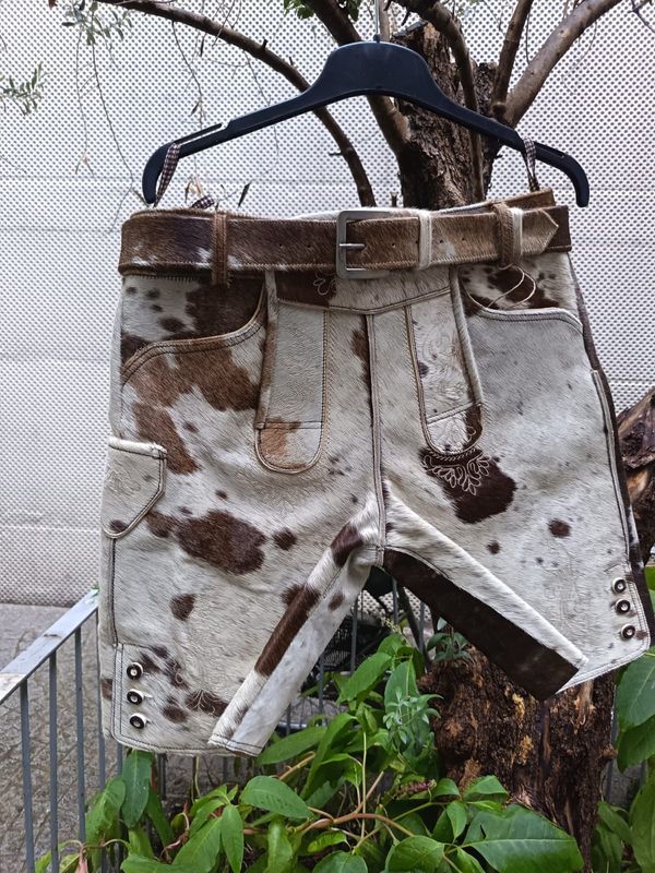 Kuhfellhose Hafling 48 € 299,00