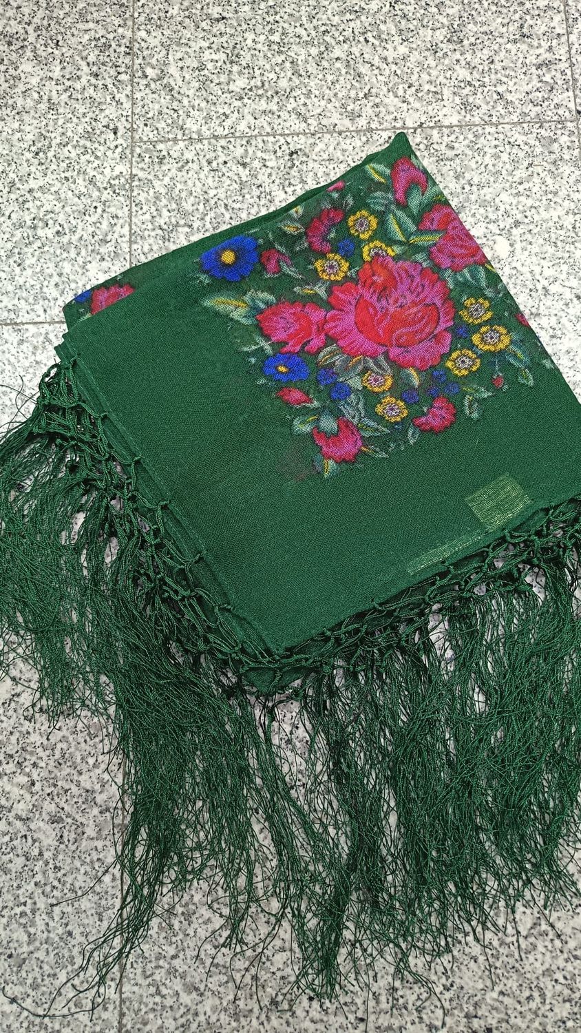 Foulard wool frange € 49,90