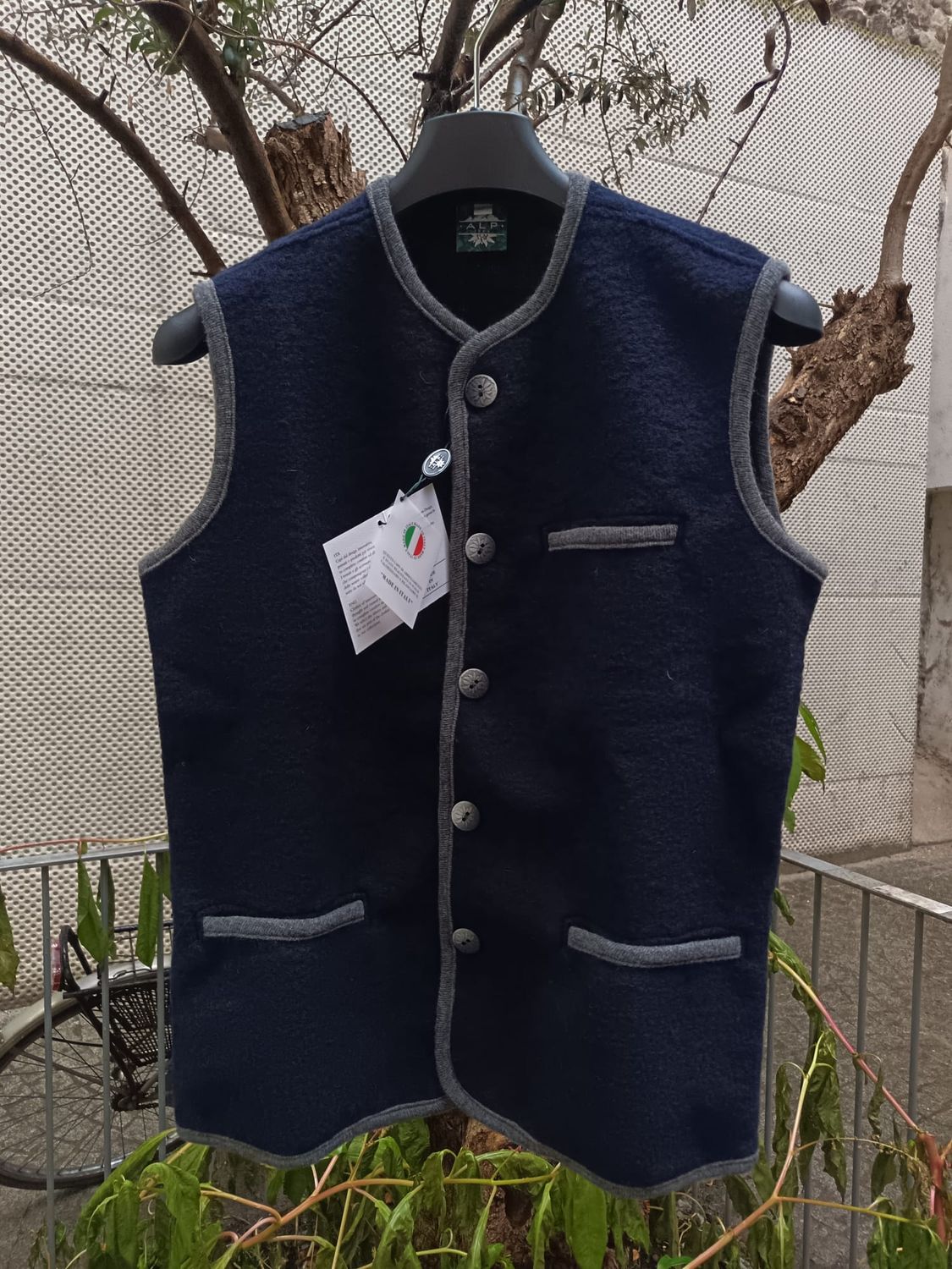 Alp blu gilet  € 99,00