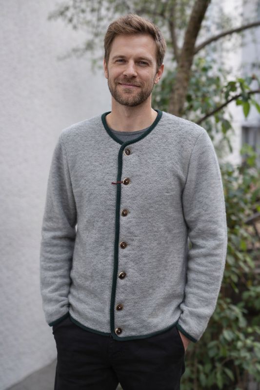 Sarner silber Tanne 50,54,56,58 € 249,00 Sarner silber Tanne 50,54,56,58 € 249,00