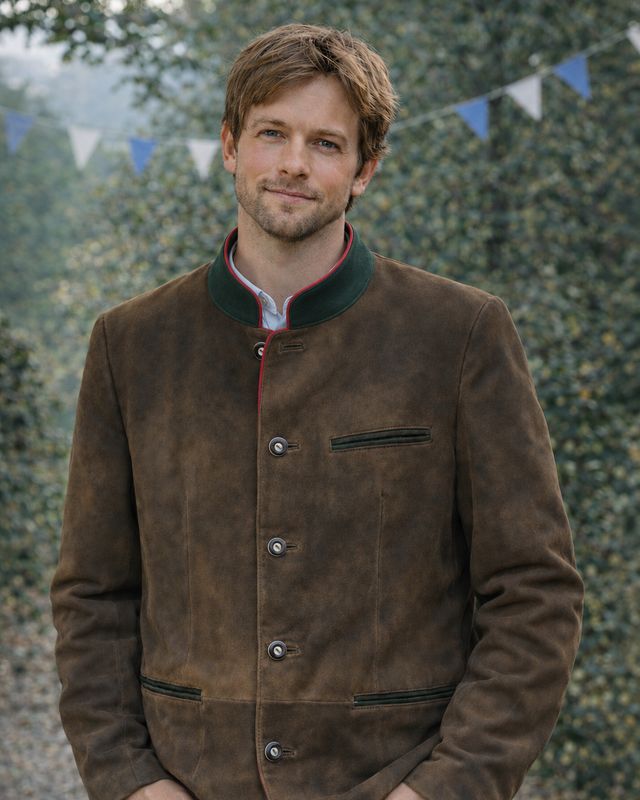 Lederjacke € 399,00 Lederjacke € 399,00