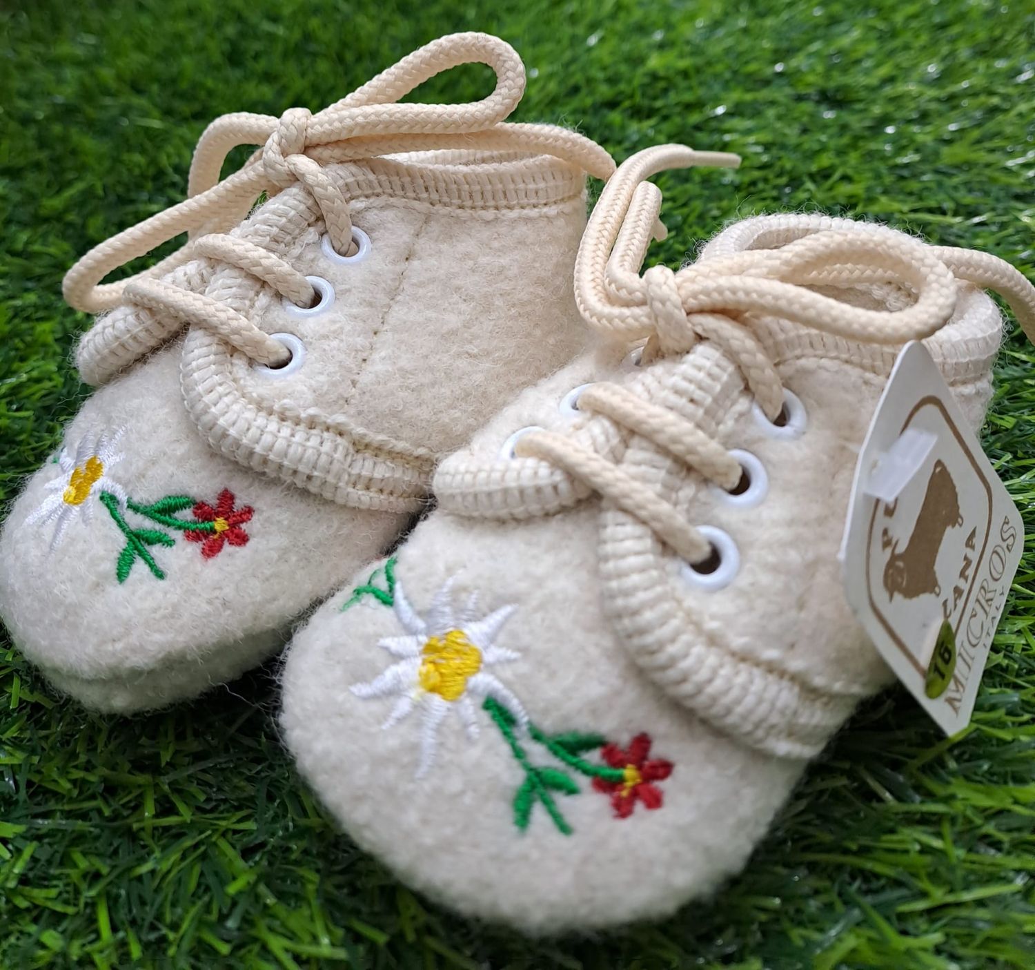 Babbucce € 38,00 Babbucce € 38,00