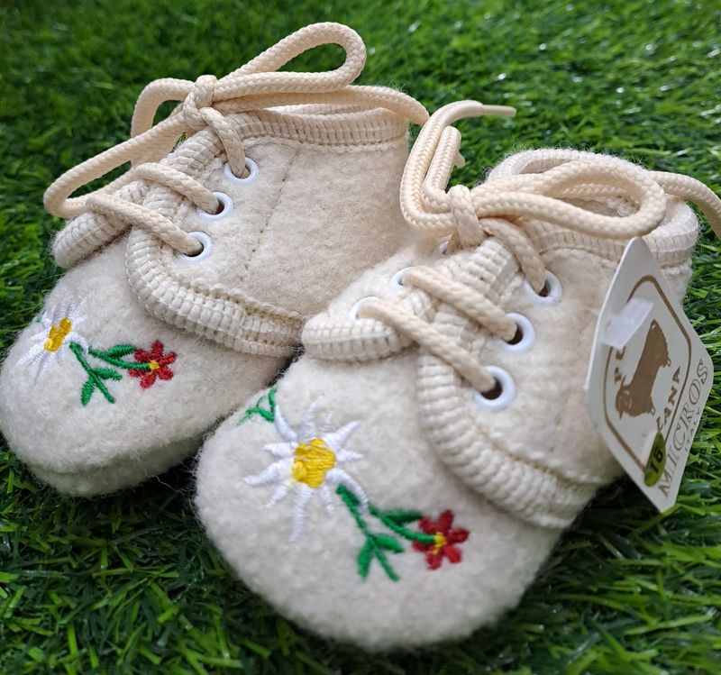 Babbucce € 38,00 Babbucce € 38,00