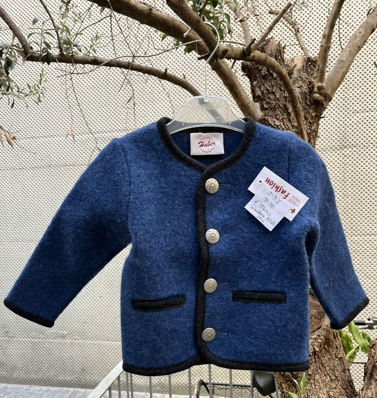 Walkjacke blau 2-3, 4-5 € 99,00 Walkjacke blau 2-3, 4-5 € 99,00