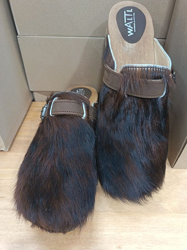 Clocks Hafling 46 € 199,00