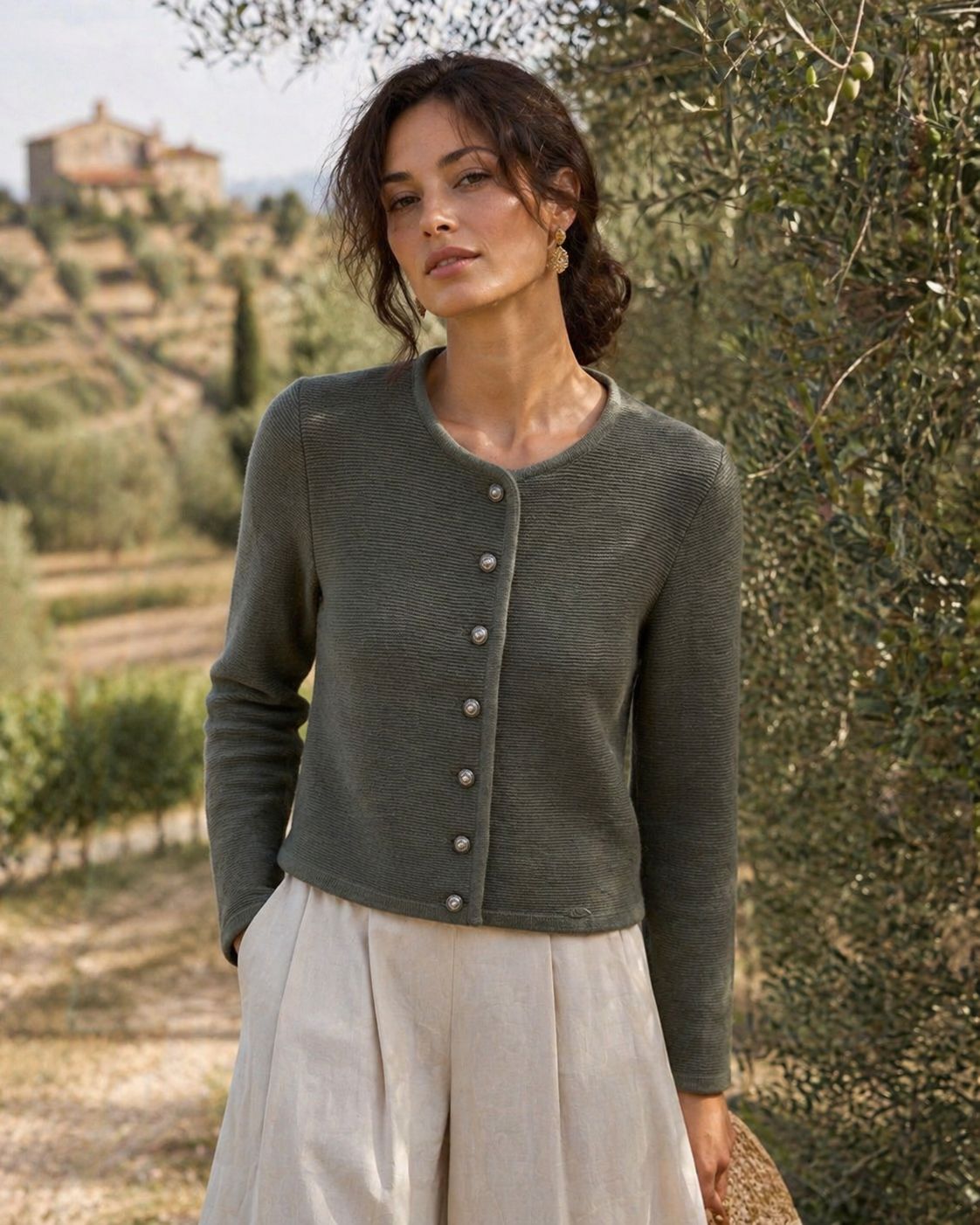 Issy oliv € 99,00