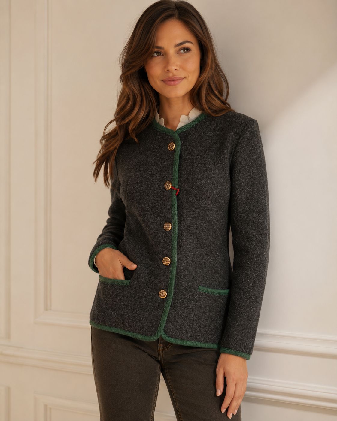 Meran Antra Tanne € 249,00 Meran Antra Tanne € 249,00