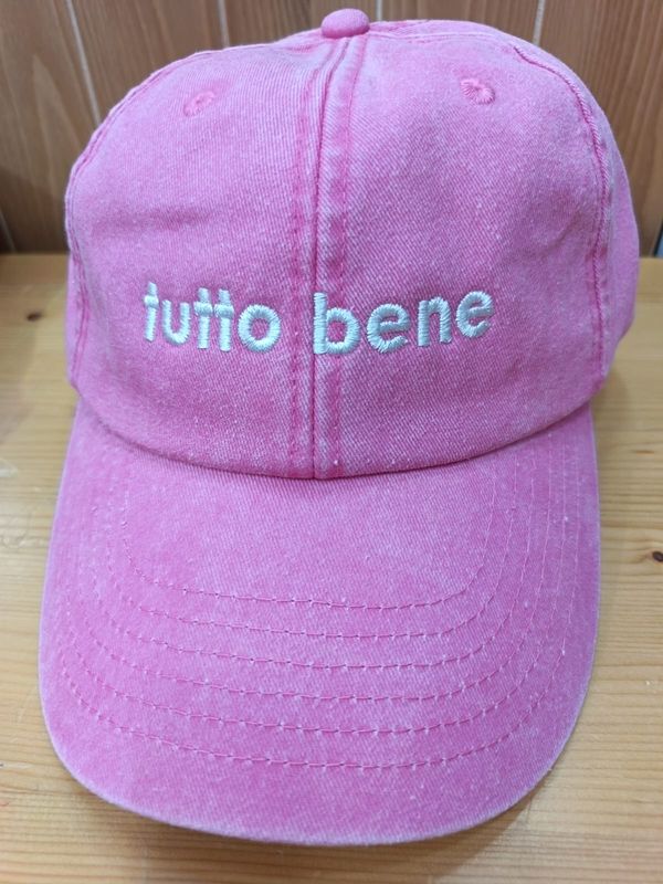 Cap tutto bene € 19,90 Cap tutto bene € 19,90