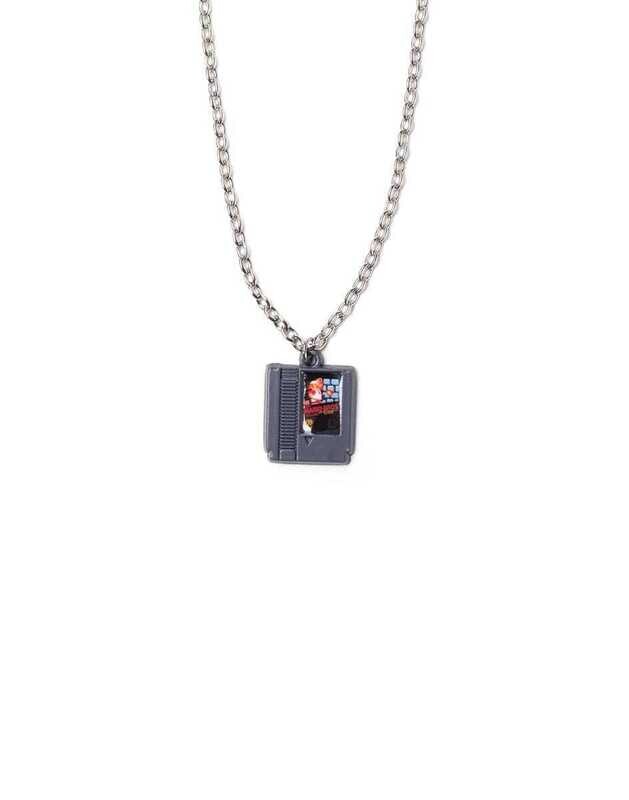 Nintendo - Cartridge Necklace
