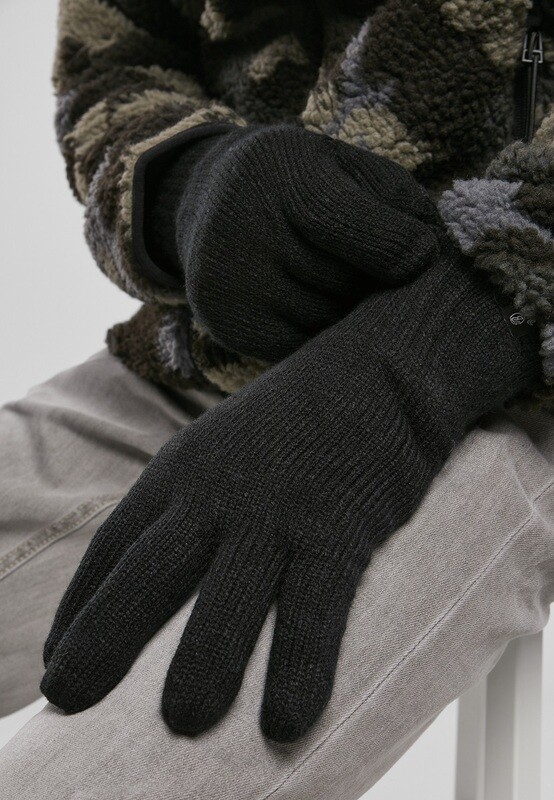 Knitted Gloves