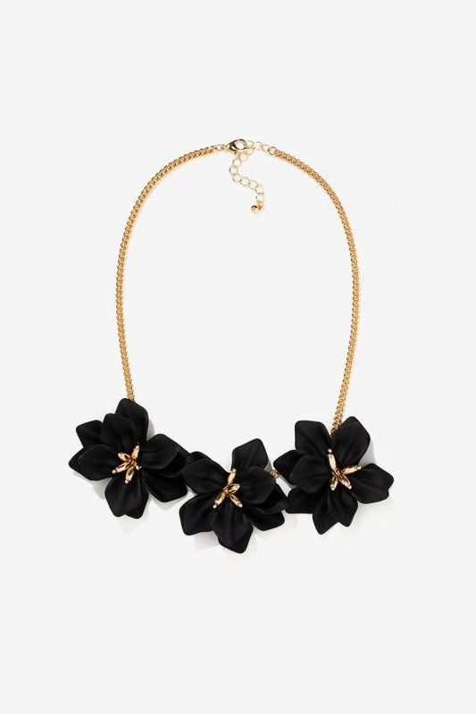 MAXI COLLAR FLORES