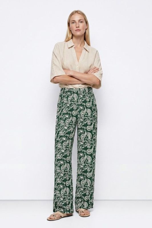 PANTALÓN NOLITA VERDE PANTALÓN NOLITA VERDE